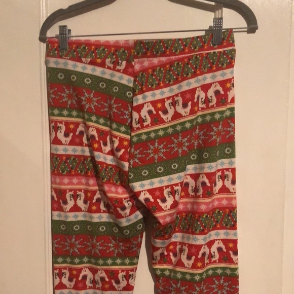 Llama holiday leggings! - Picture 5 of 7